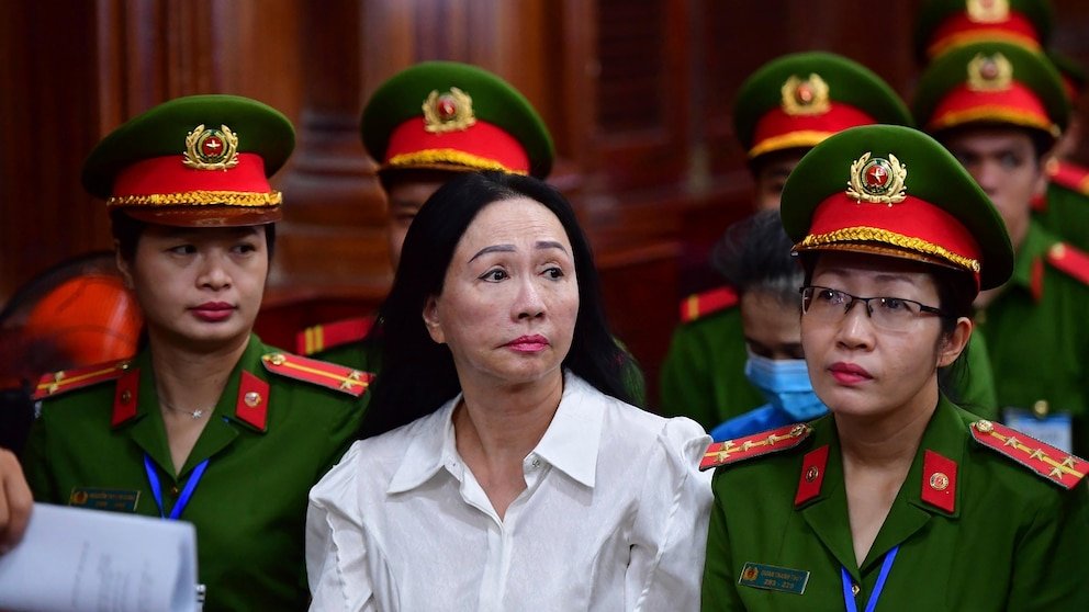 Vietnamese billionaire Truong Lan sentenced to death for $12.5 billion bank fraud