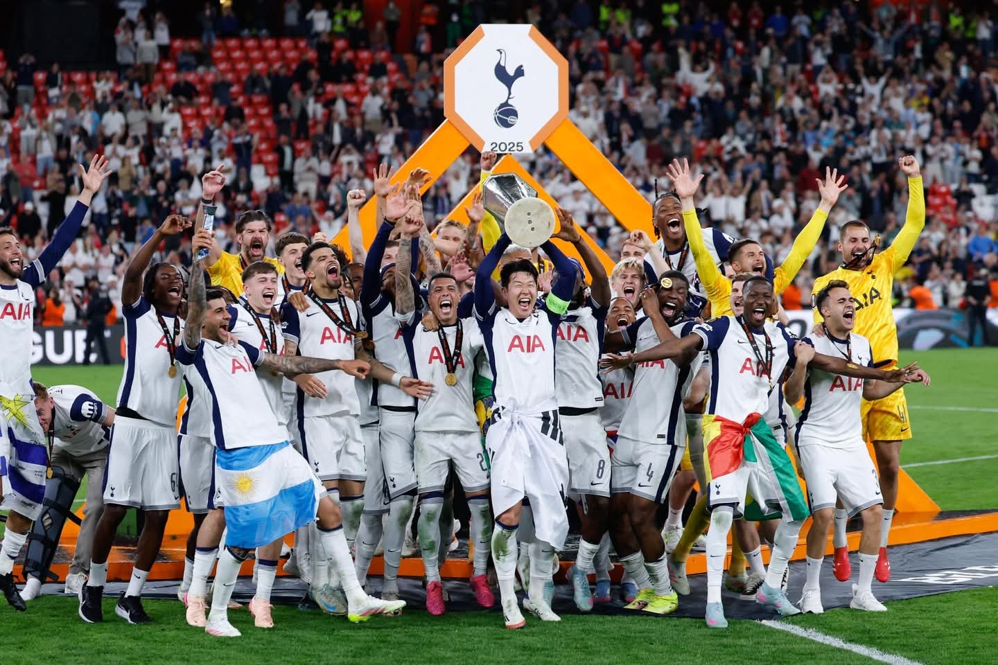 Heartbreak For Man United As Tottenham Win Europa League Trophy 